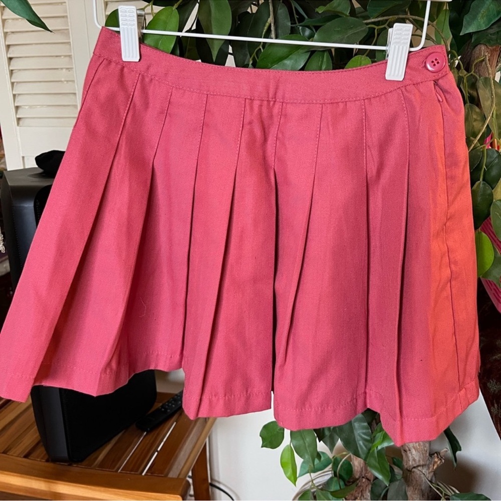 Forever 21 Pink Pleated Skirt